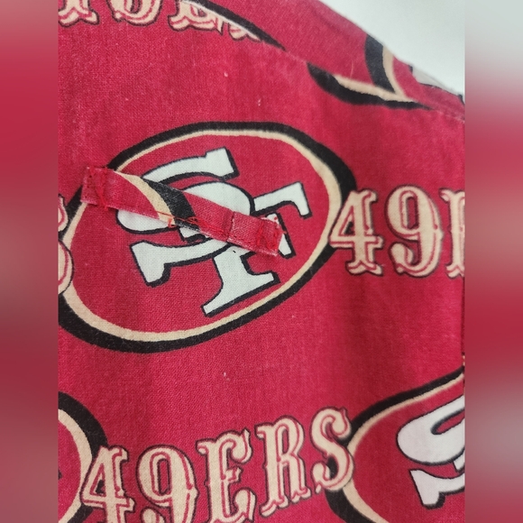 San Francisco 49ers womans scrub top small - Picture 6 of 12